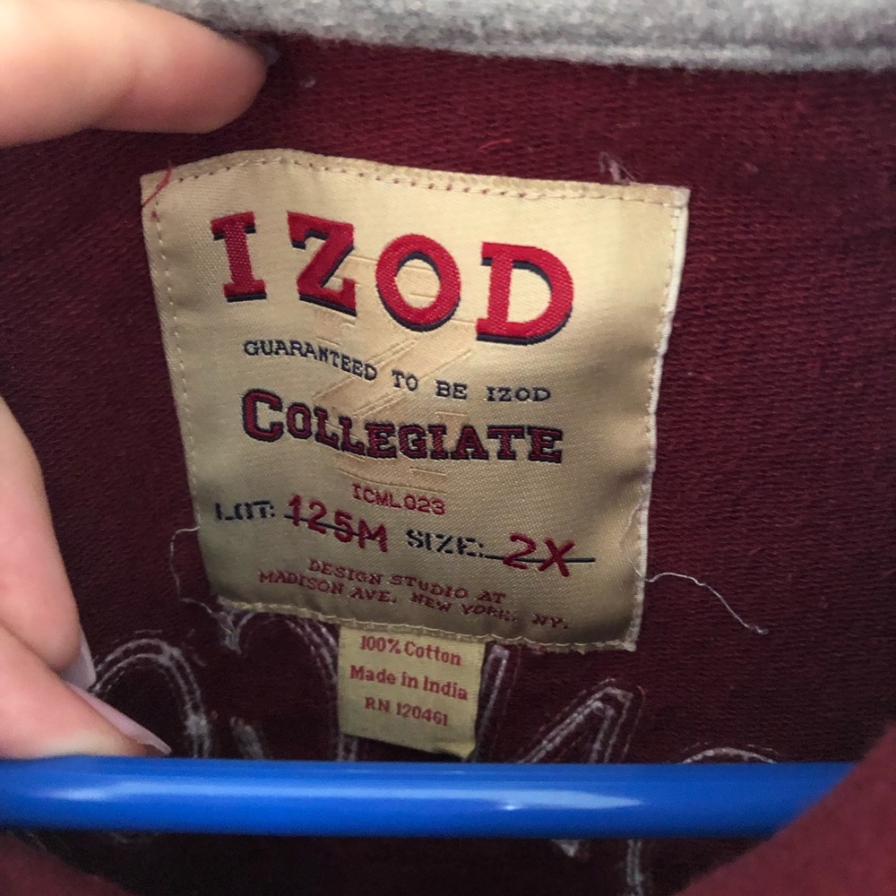 Izod vintage variations Boston college sweater